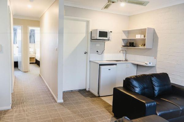Balan Village Motel (Nowra)